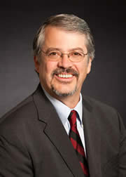 ˼��ȫ�򸱿�������Ӌ(j��)����ϯ���g(sh��)��Lew Tucker