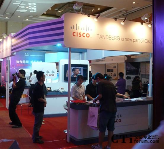 ˼��ϵ�y(t��ng)���Ї����W(w��ng)�j(lu��)���g(sh��)���޹�˾��TANDBERG��˾չ�_