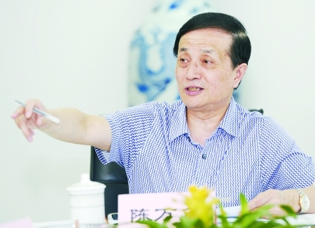 ȫ���˴�������������볣ί��ԭ�����f(xi��)����ϯ��f־